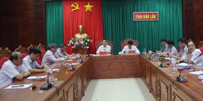 cac dai bieu du cuoc hop dak lak